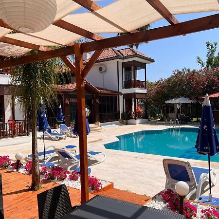 Palma Rosa Hotel Camyuva Bagian luar foto