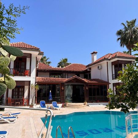Palma Rosa Hotel Camyuva Bagian luar foto