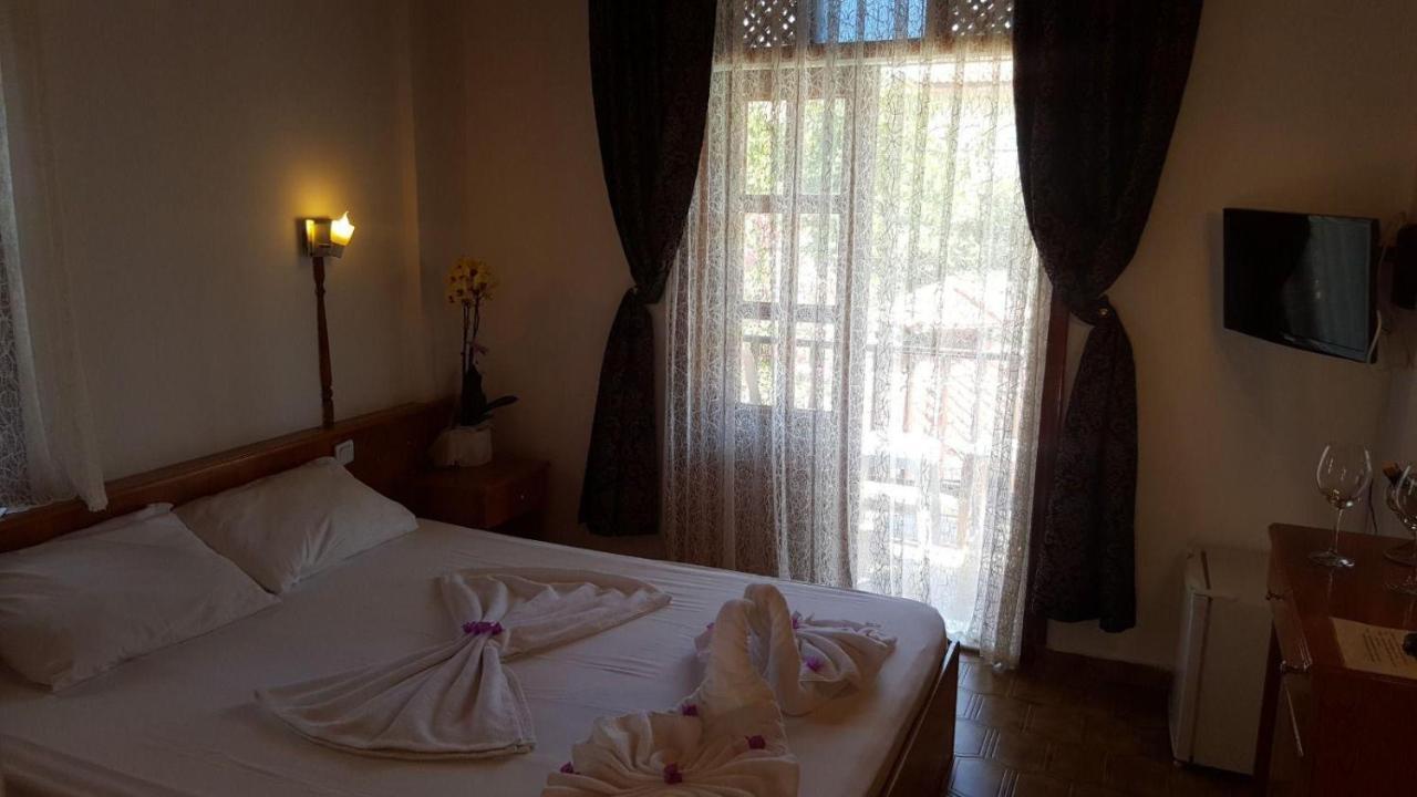 Palma Rosa Hotel Camyuva Bagian luar foto