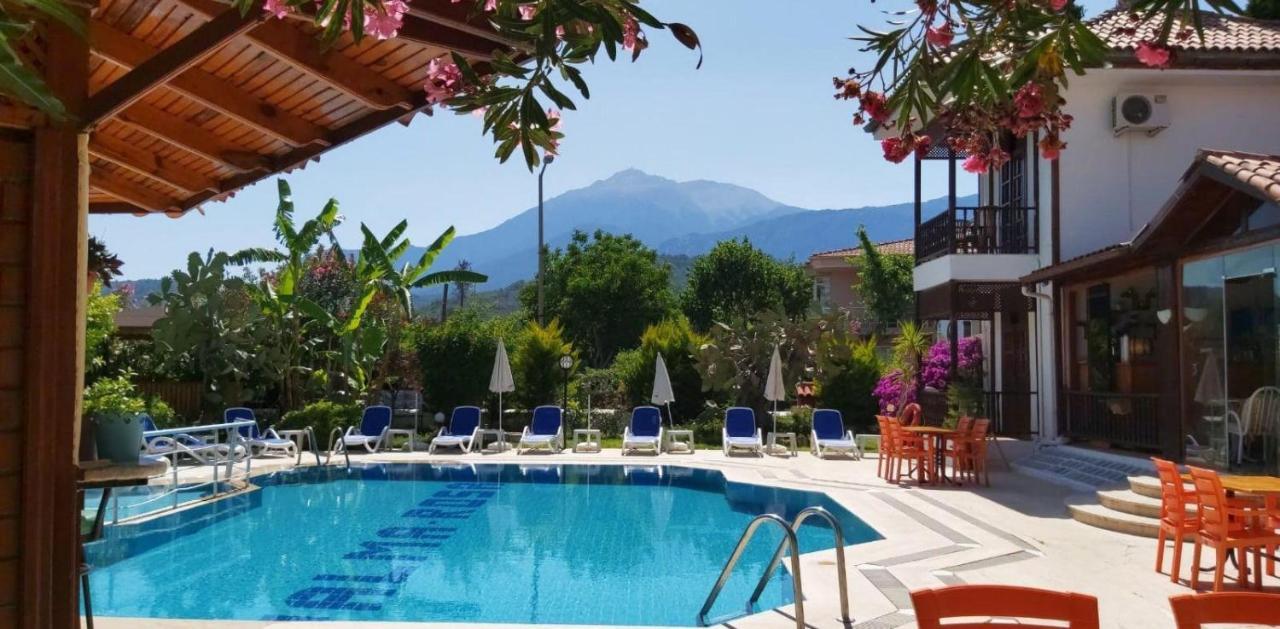 Palma Rosa Hotel Camyuva Bagian luar foto