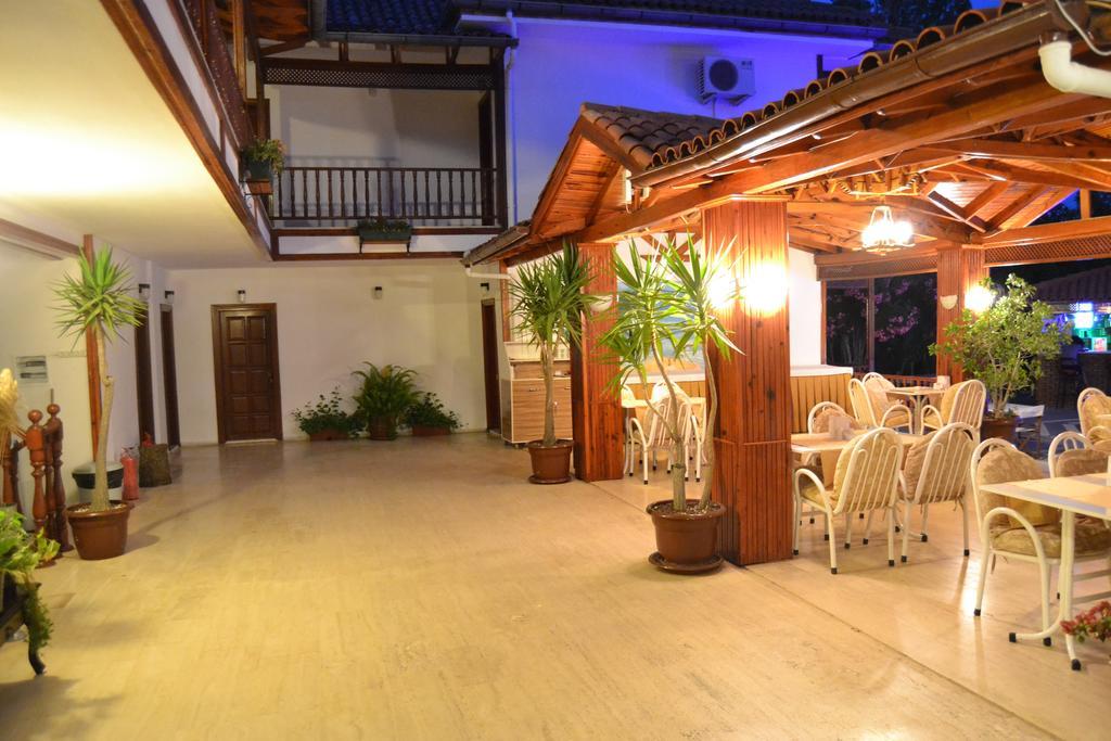 Palma Rosa Hotel Camyuva Bagian luar foto