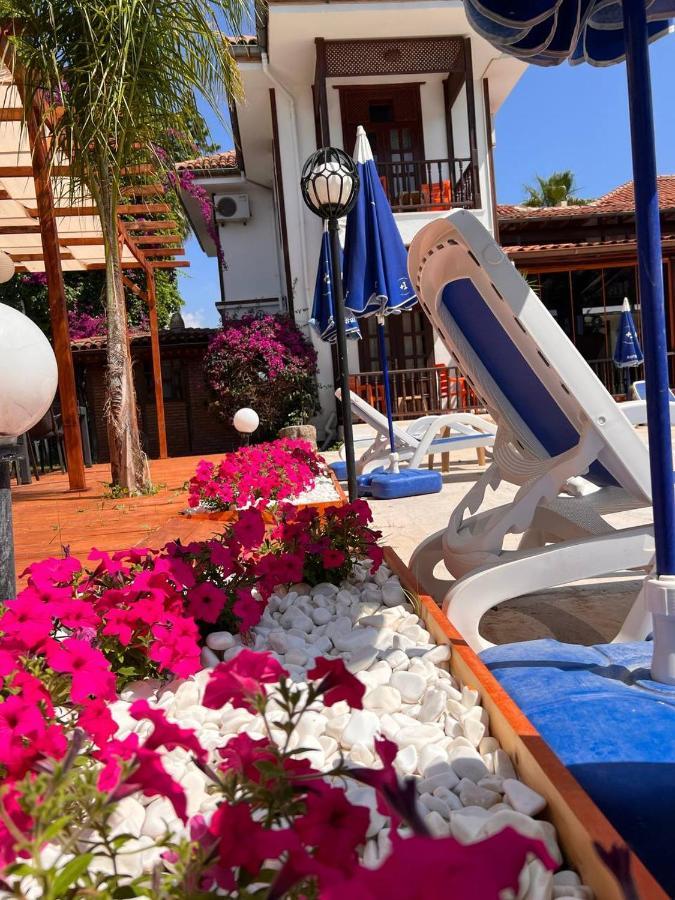 Palma Rosa Hotel Camyuva Bagian luar foto