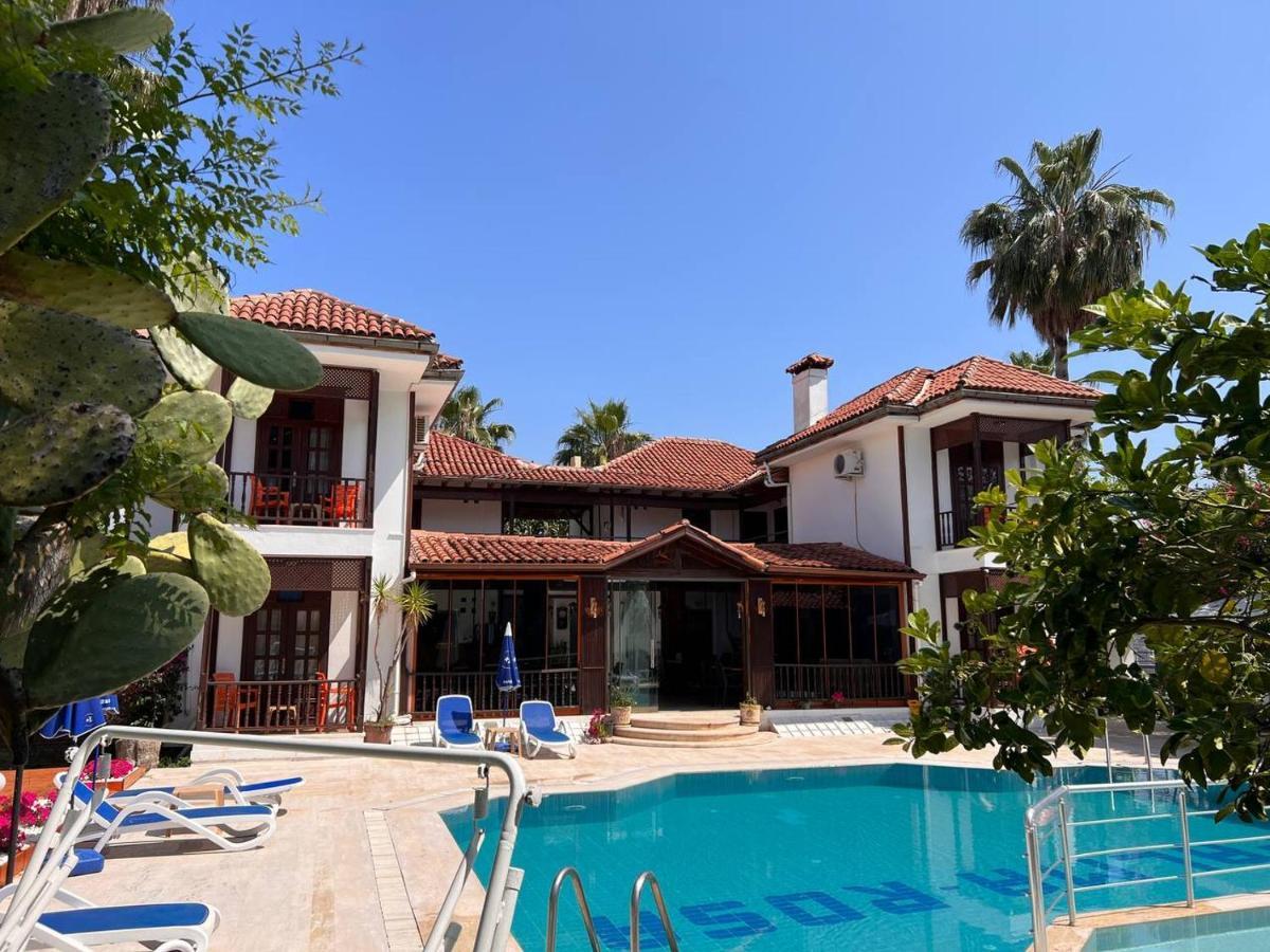 Palma Rosa Hotel Camyuva Bagian luar foto