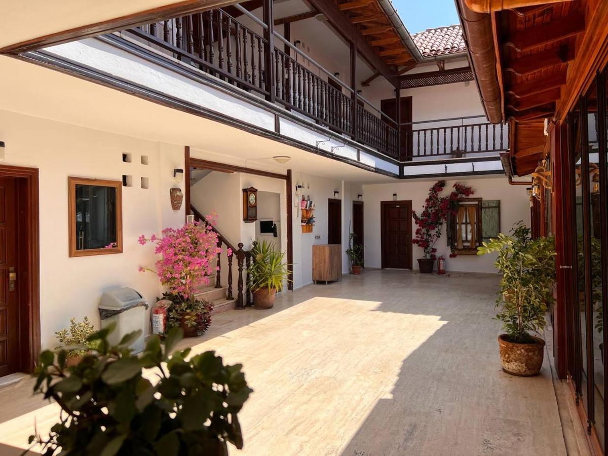 Palma Rosa Hotel Camyuva Bagian luar foto
