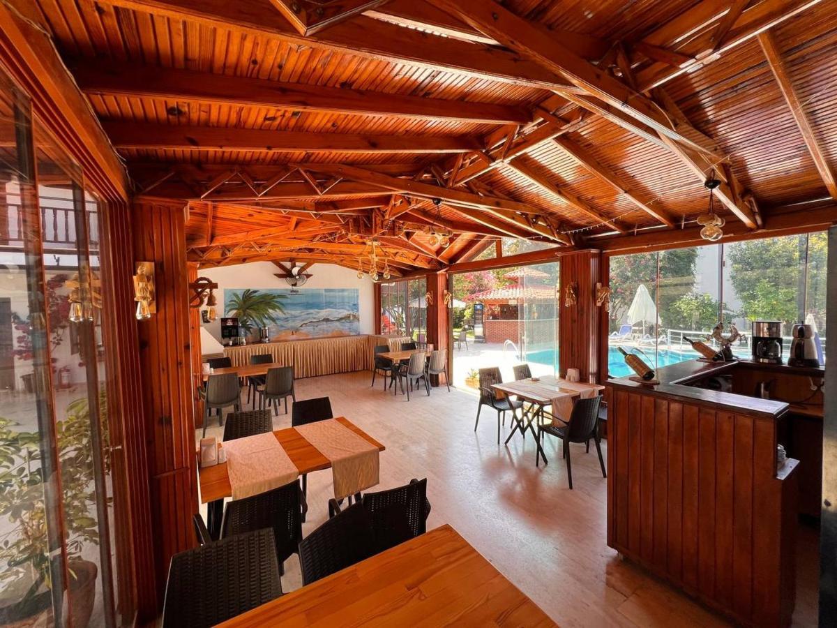 Palma Rosa Hotel Camyuva Bagian luar foto