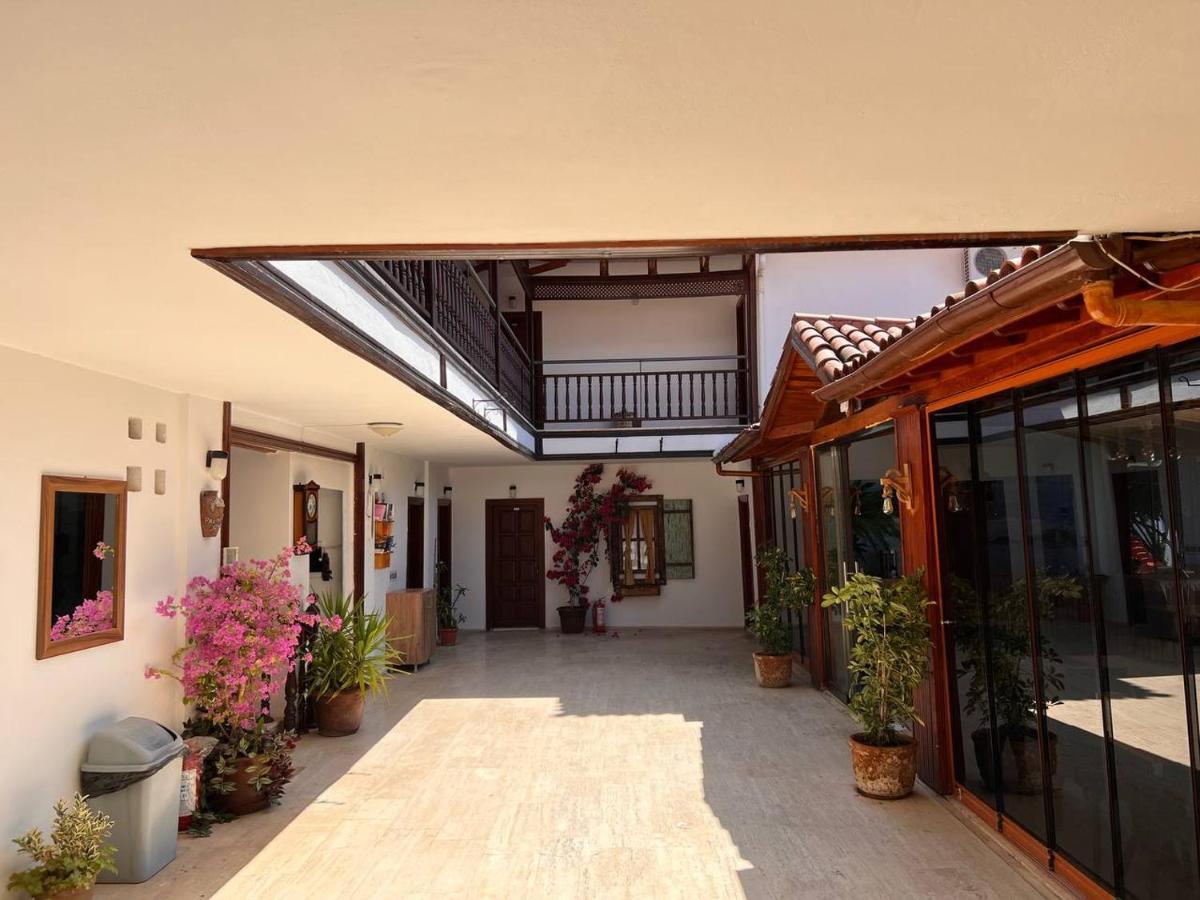 Palma Rosa Hotel Camyuva Bagian luar foto